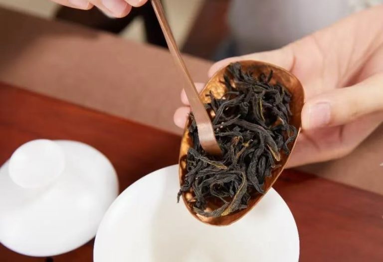 There are so many aroma types of tea, why is the duck poop aroma the most impressive?