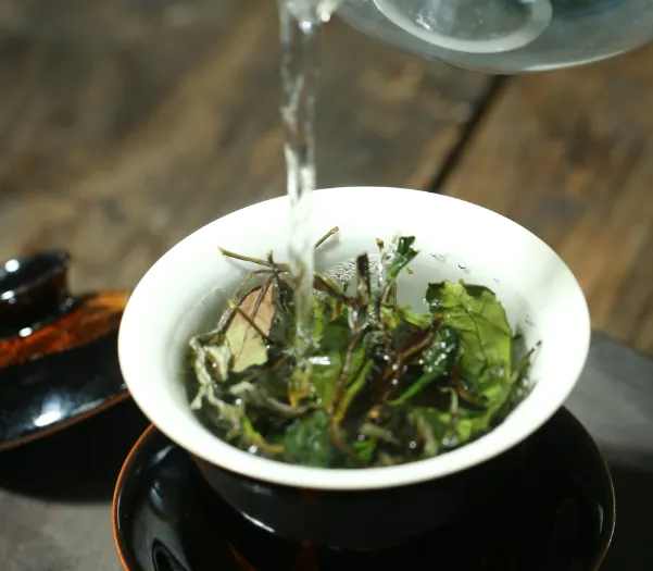 How to Store White Tea in Summer?
