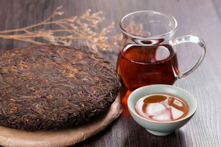 Complete Guide to Storing Pu’er Tea: Best Practices for Sealing, Light Protection, Moisture Control, and Ventilation | Long-Term Aging Tips